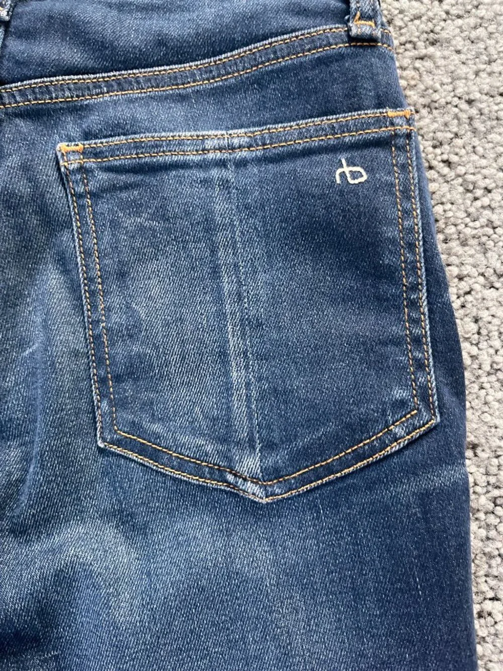 RAG & BONE MINA HIGH-RISE ANKLE CIGARETTE MEDIUM WASH BLUE JEANS - EUC  25